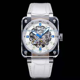 สีโปร่งใสนาฬิกาคริสตัลแซฟไฟร์ Case Al2O3 Single Crystal Hardness 9.0