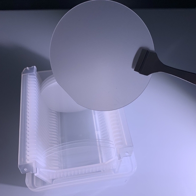 เวเฟอร์แซฟไฟร์ความแข็งสูง 4 นิ้วสำหรับออปโตอิเล็กทรอนิกส์ไดโอดเลเซอร์ Leds