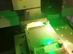 เครื่องเจาะเลเซอร์ความแม่นยําสูง